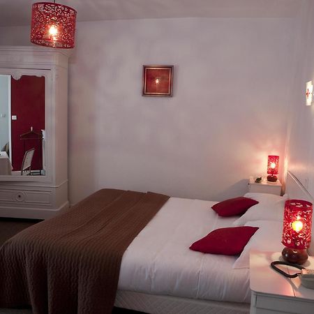 Logis Hotel Le Chrismas Шатолен Экстерьер фото